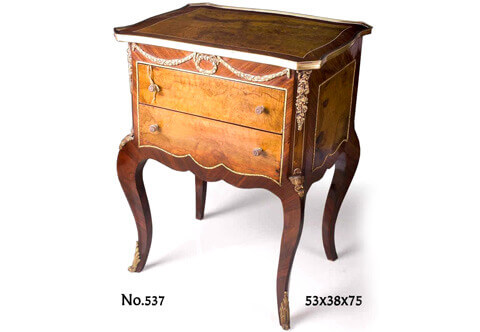 Louis XV style ormolu-mounted veneer inlaid Drawers Chest