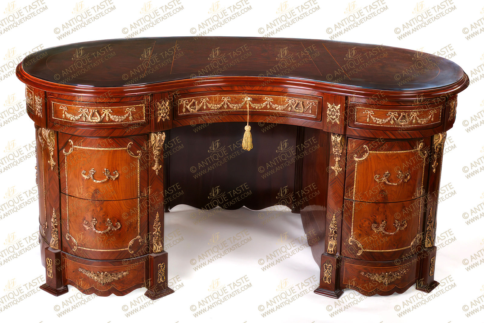 Antiques: Embracing an old type of writers