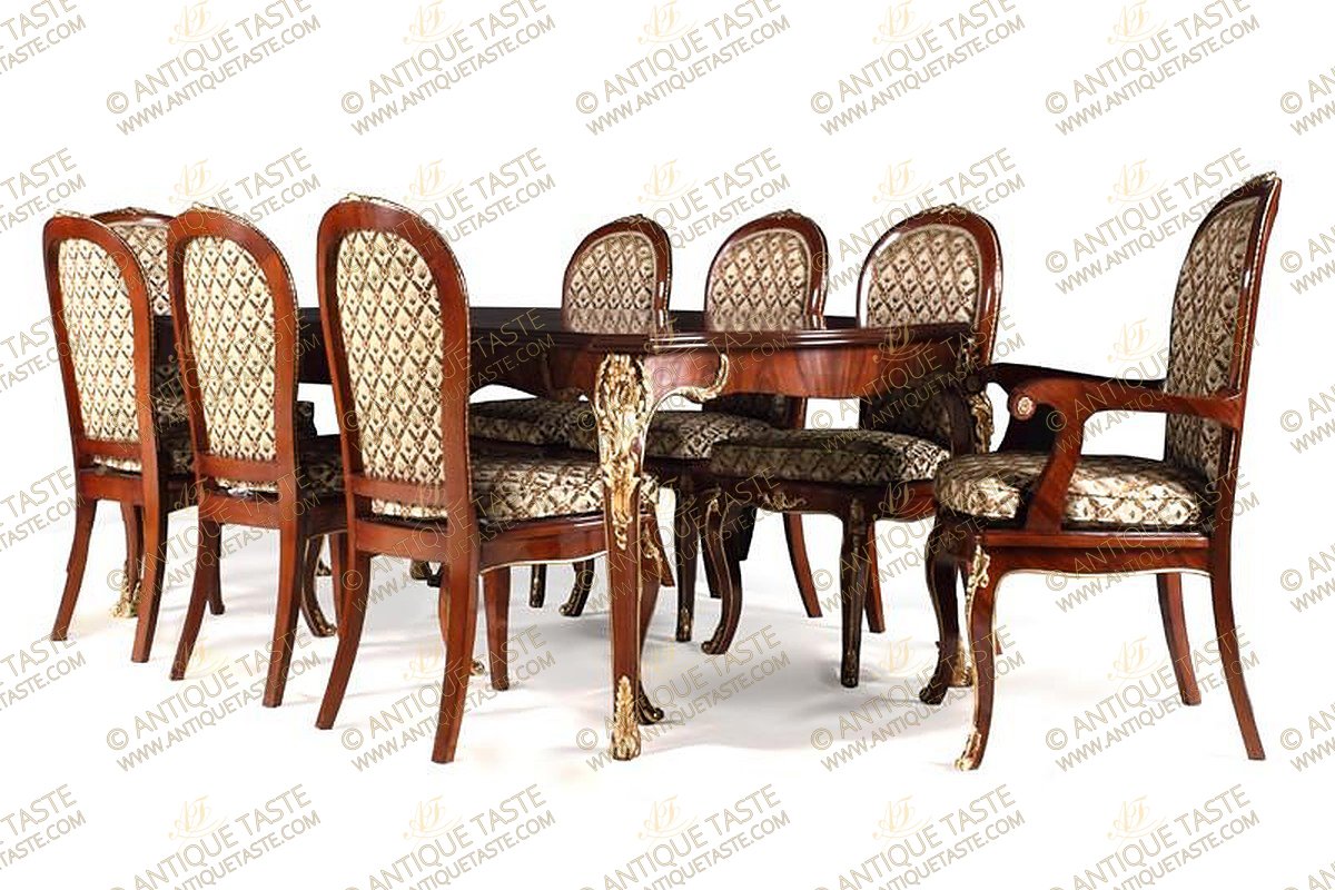 François Linke Louis XV black lacquered ormolu-mounted Dining Set