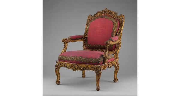 Louis XV Furniture, Opulence and Beauty -- Antique Taste