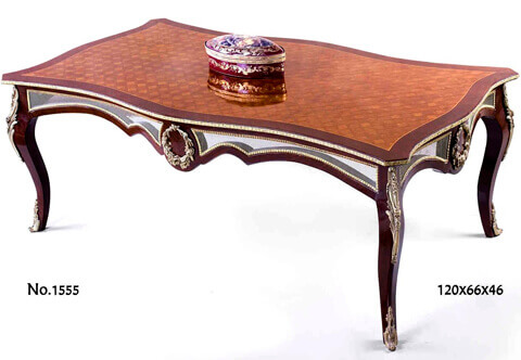 French Louis XV ormolu-mounted Parquetry and veneer inlaid ormolu lattice sides Rectangular shaped Table De Salon