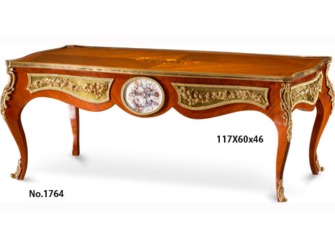 French Louis XV gilt-ormolu-mounted veneer inlaid and Sèvres porcelain plaque Table De Salon