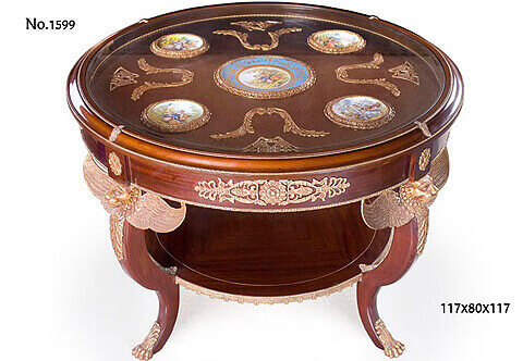 French Empire style Sèvres porcelain plates top ormolu-mounted veneer inlaid Center Table