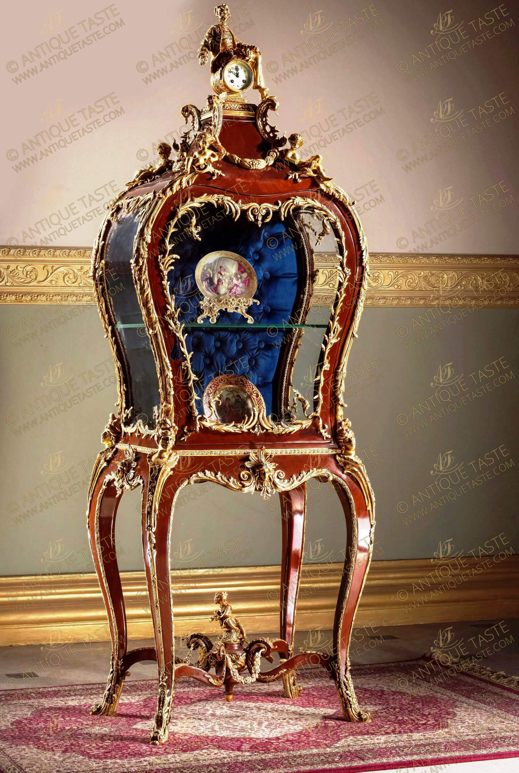 Petite Vitrine en Bois de Rose, style Louis XV